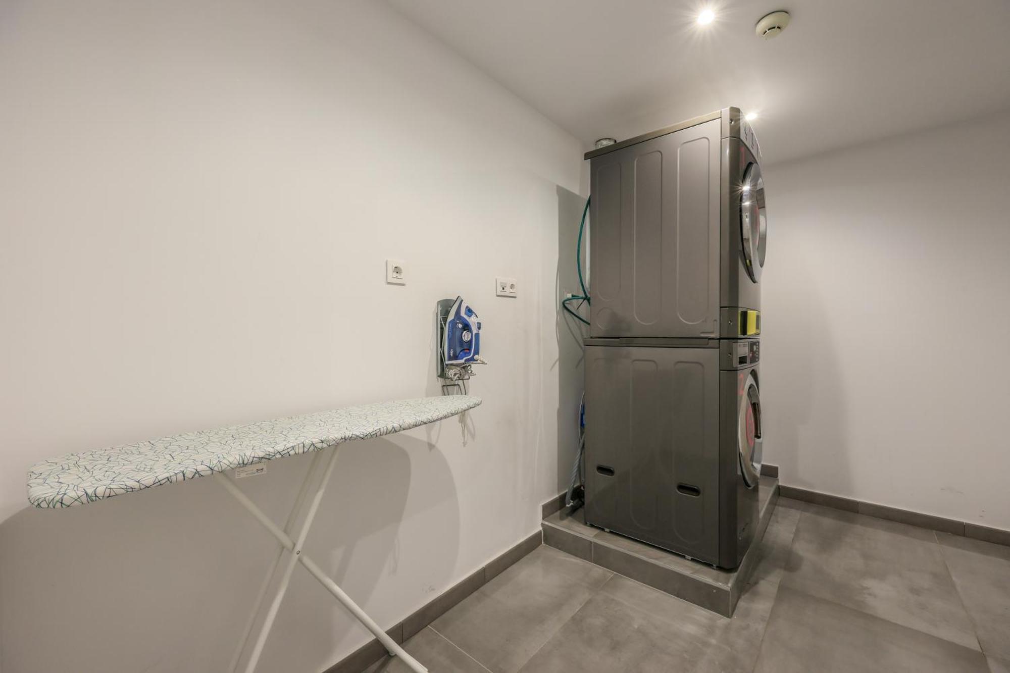 Amazinn Places Blasco De Garay 113 Madrid Esterno foto
