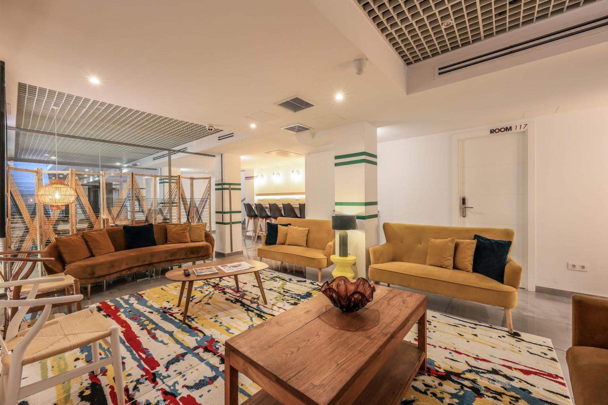 Amazinn Places Blasco De Garay 113 Madrid Esterno foto