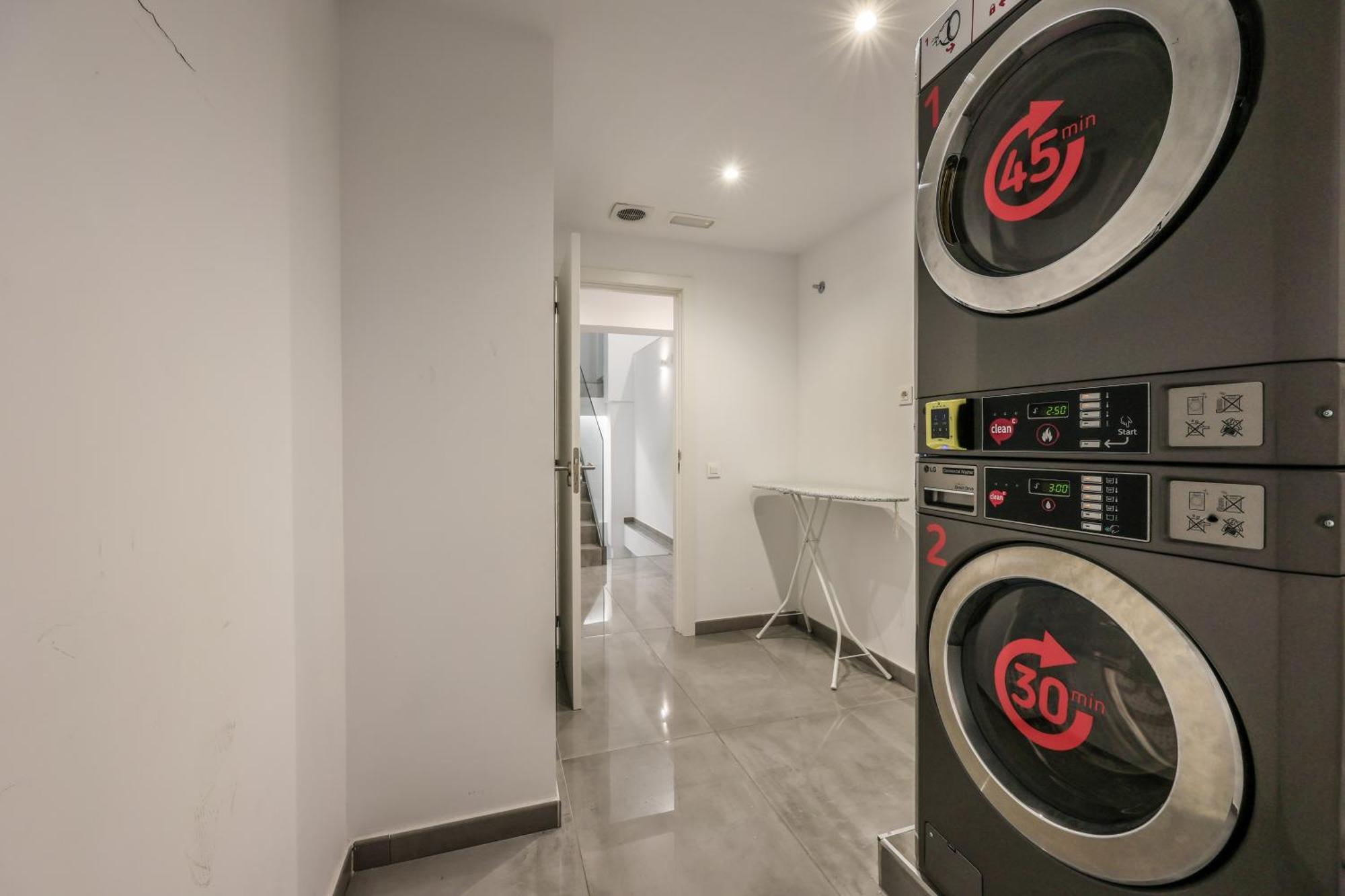 Amazinn Places Blasco De Garay 113 Madrid Esterno foto