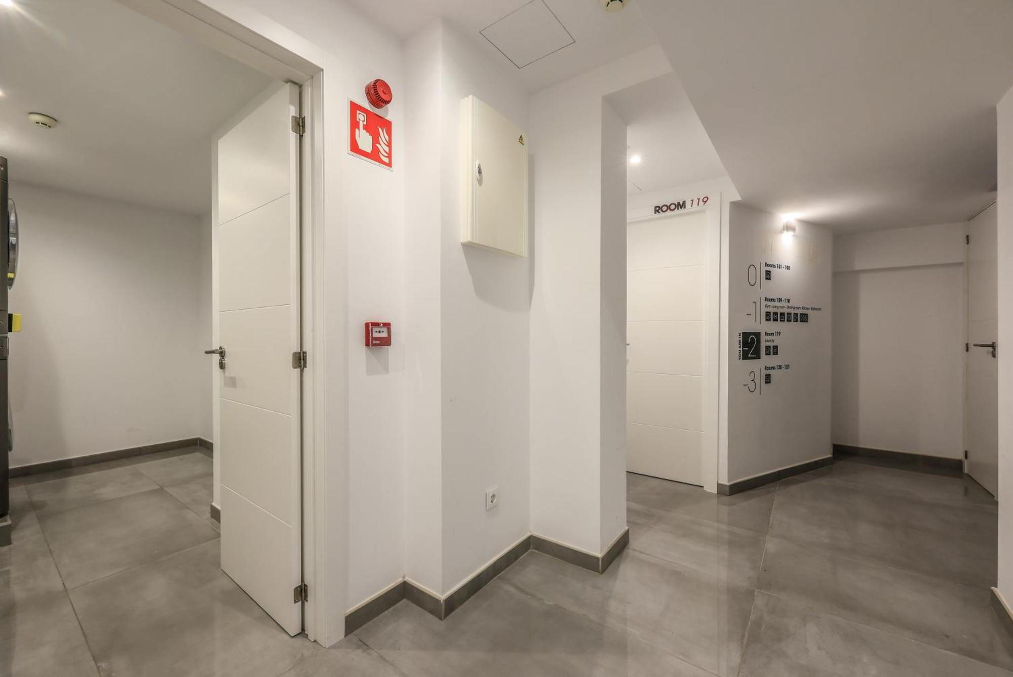 Amazinn Places Blasco De Garay 113 Madrid Esterno foto